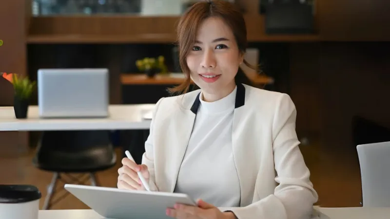 Vì sao nghề nghiệp phù hợp cung Sư Tử gắn liền với tố chất lãnh đạo?